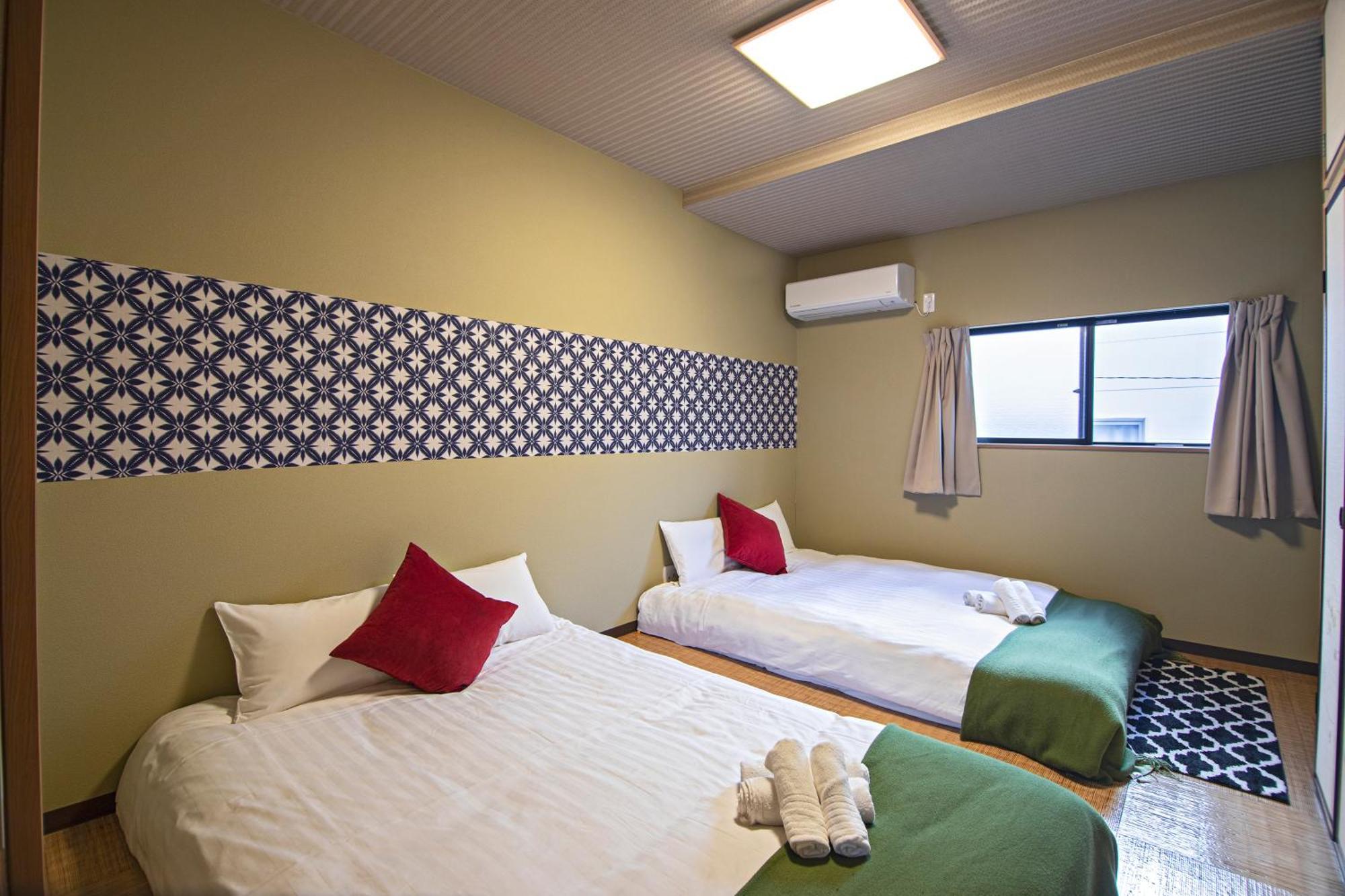Ferienwohnung 山house中津 最大10人 中津駅まで徒歩6分 梅田まで電車4分行ける！　 Ōsaka Exterior foto