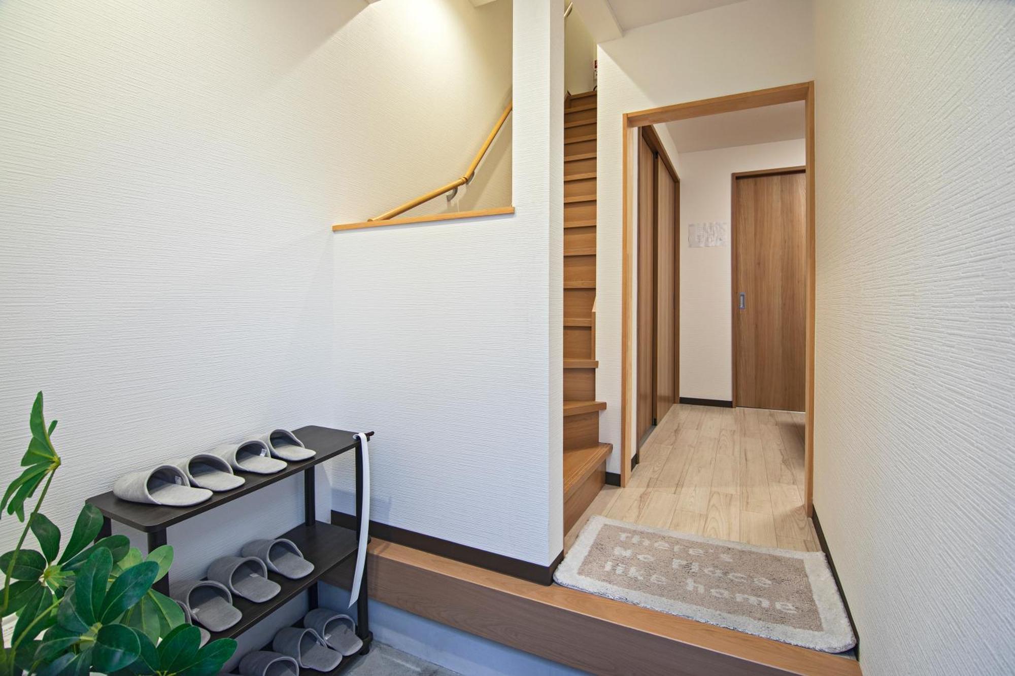 Ferienwohnung 山house中津 最大10人 中津駅まで徒歩6分 梅田まで電車4分行ける！　 Ōsaka Exterior foto